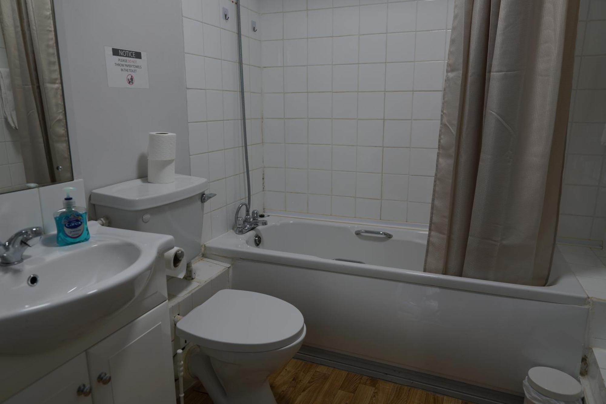 Royal Hotel Kettering Luaran gambar